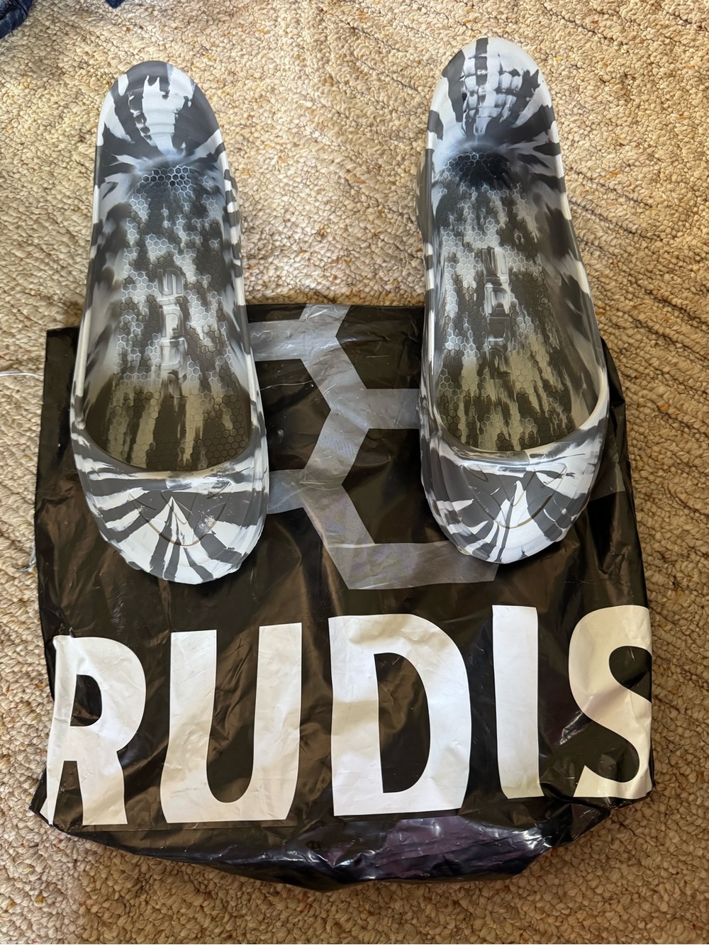 Rudis Gray & White Tie-Dye Slide Wrestling Shoe Cover